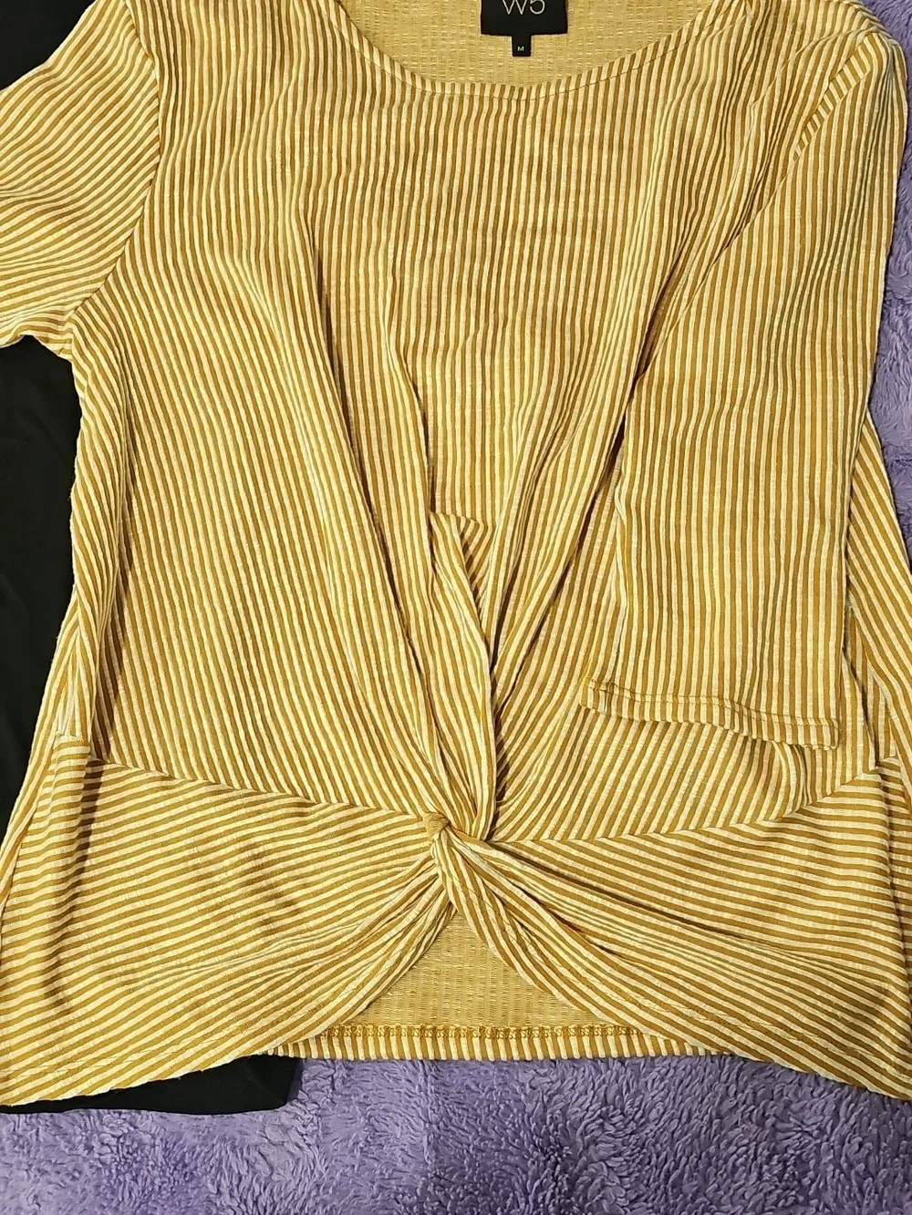 Womens Size Medium 2 Blouses - Picture 2 of 10